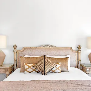 Yolo Spaces - Sotogrande - White House Villa San Roque (Andalucia)